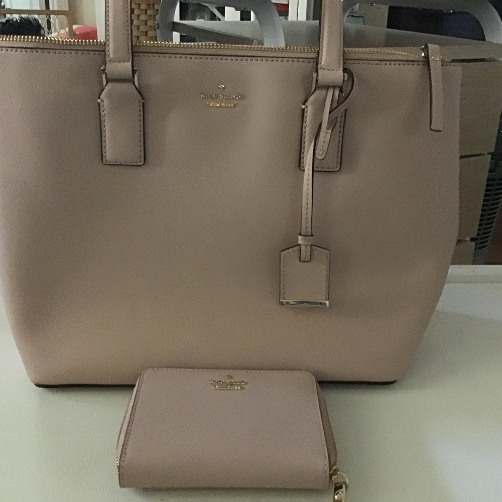 Kate Spade tote with coin/card wallet